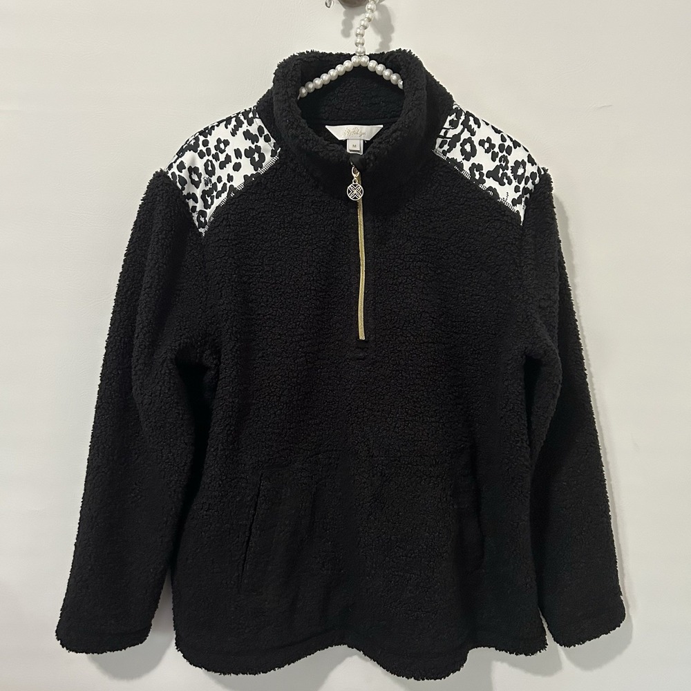 Lilly Pulitzer Womens Wallen Sherpa Jacket 1/4 Zip Black With Animal Print Beach